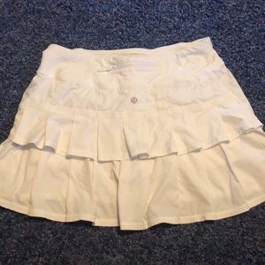 Size 6 Lululemon Skirt